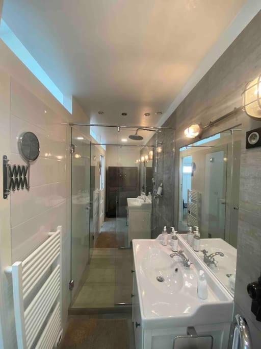 ריימס Rare ! Loft Atypique Centre-Ville Parking Jardin מראה חיצוני תמונה